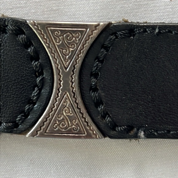 Vintage Fossil Black Leather Belt with Metal Details - Picture 7 of 16